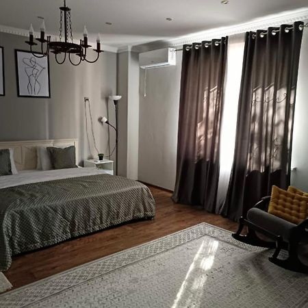 B&B Apart Atiraw Buitenkant foto