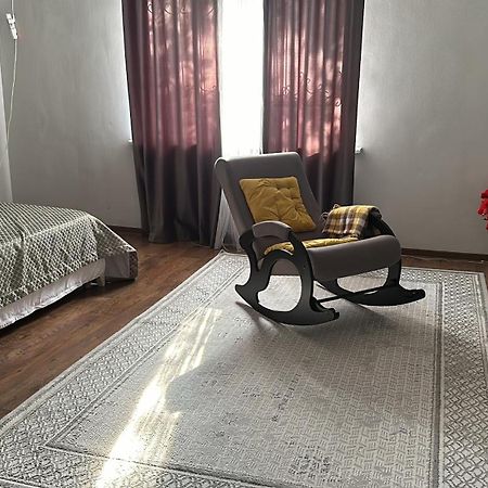 B&B Apart Atiraw Buitenkant foto