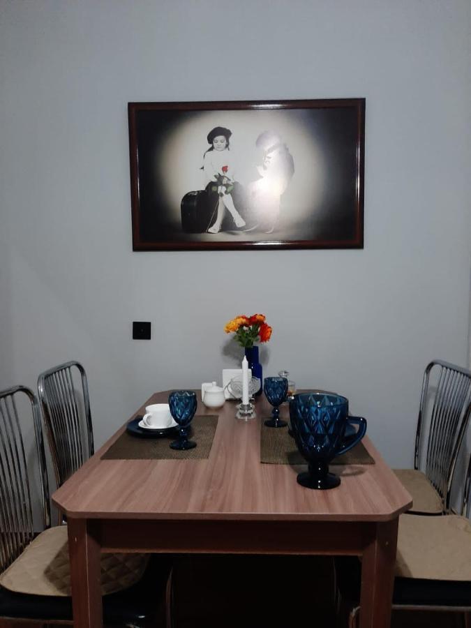 B&B Apart Atiraw Buitenkant foto